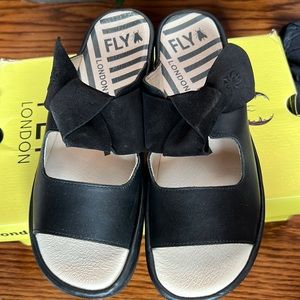 Fly London Slides 41